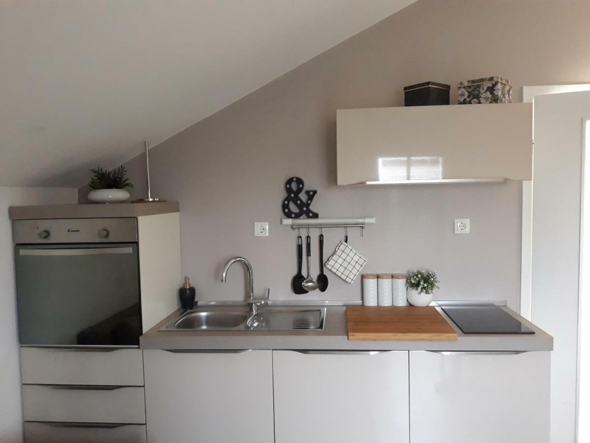 Apartma Solmar Medulin Buitenkant foto