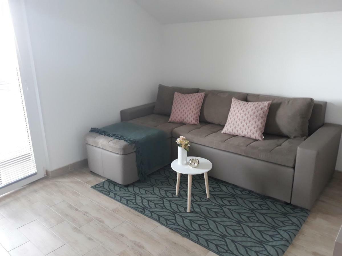 Apartma Solmar Medulin Buitenkant foto